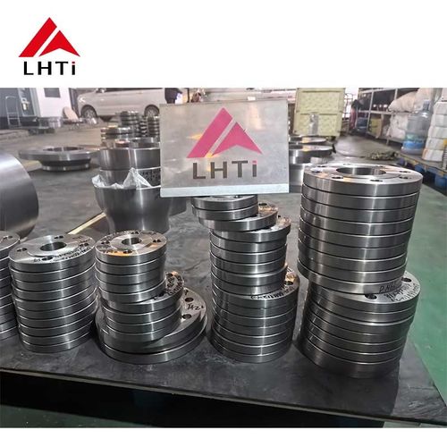 Neueste Unternehmensnachrichten über Lassen Sie uns Sie durch die Produktion und Verarbeitung von Titan-Materialien